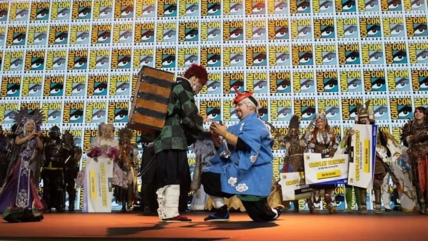 Pedida de mano en el concurso de cosplay de la San Diego Comic-Con Málaga 2025